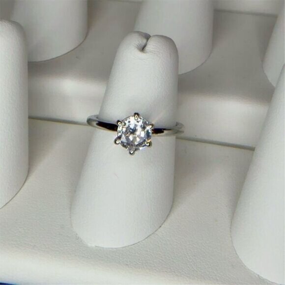 Fashion Jewelry 1 CT CZ Silver Plated Solitaire Engagement Ring Size 6 - Picture 9 of 11